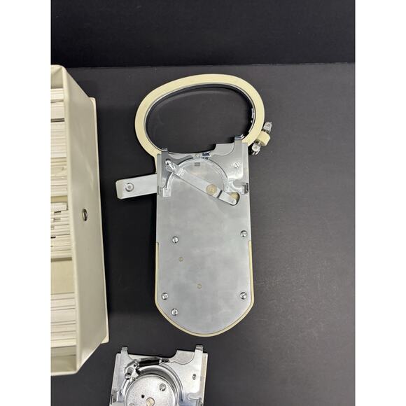 Vintage 1976 Sears Kenmore Monogrammer and Templates- Attachments - Picture 6 of 8